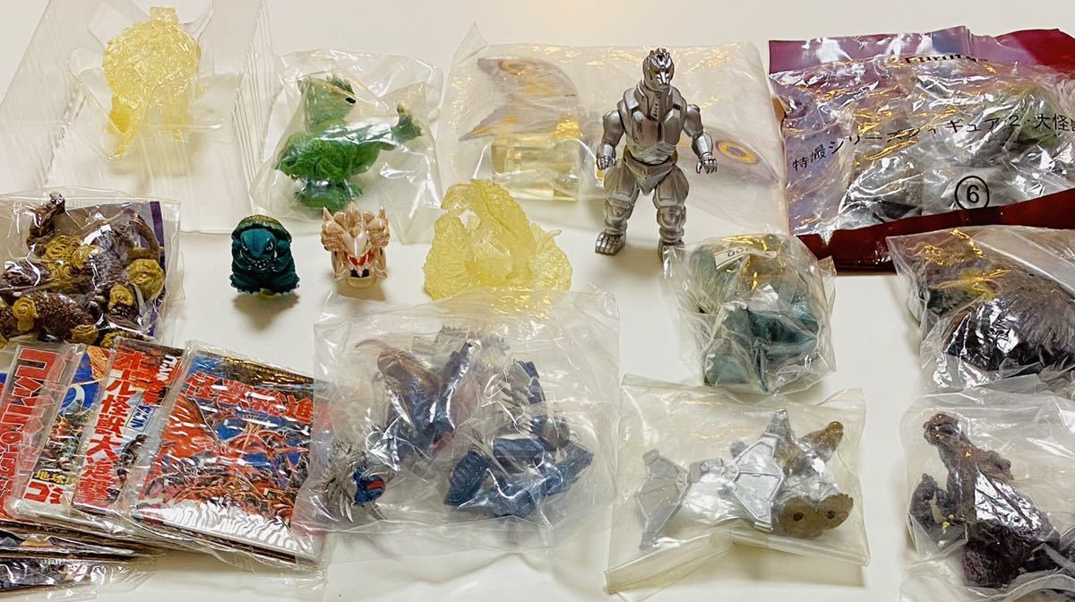 レア ゴジラ ガメラ ガチャ 特撮 怪獣 フィギュア 懐古 ガシャポン