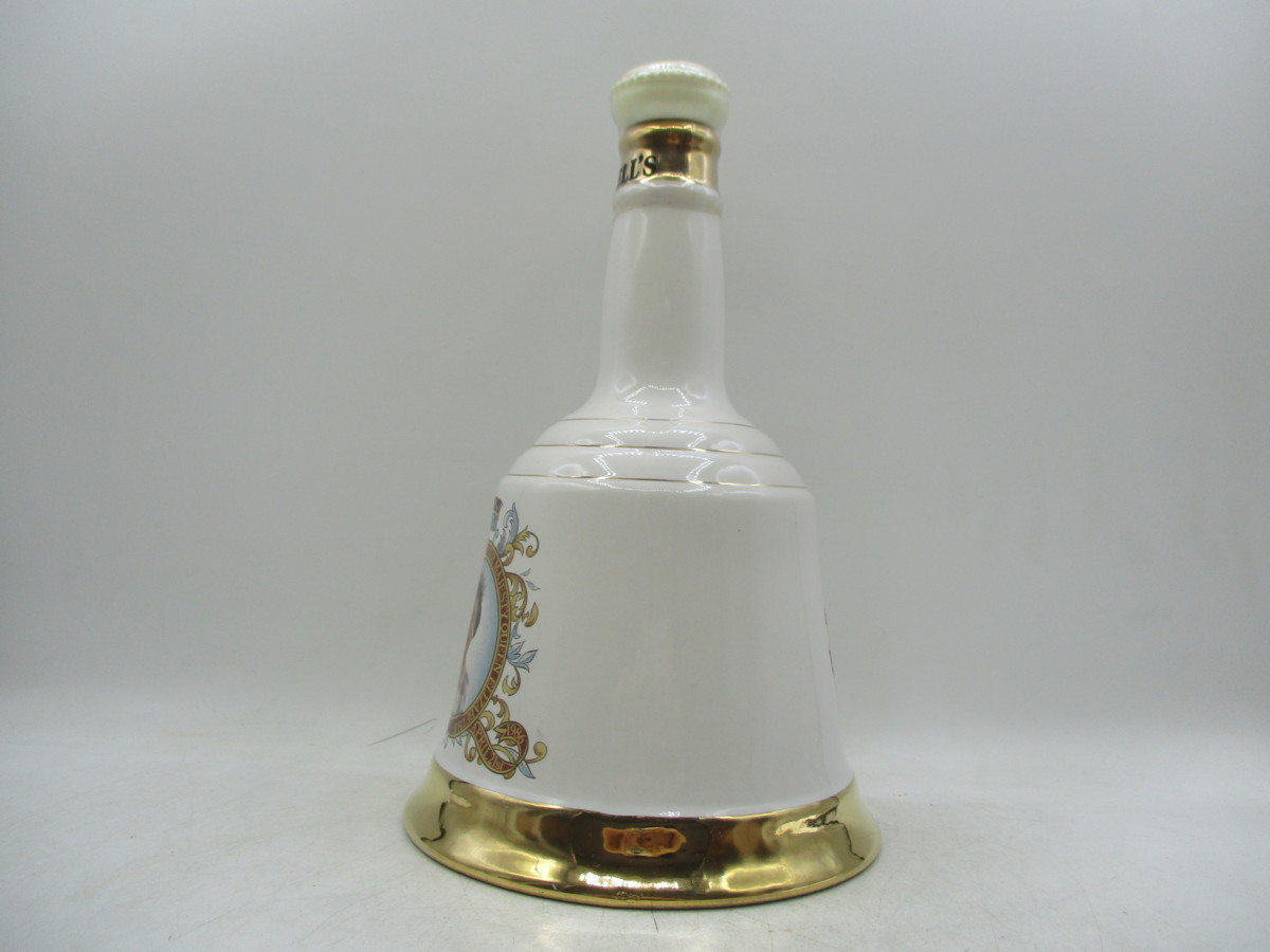 BELL'S ベル エリザベス女王 60歳 誕生日記念 陶器ボトル スコッチ