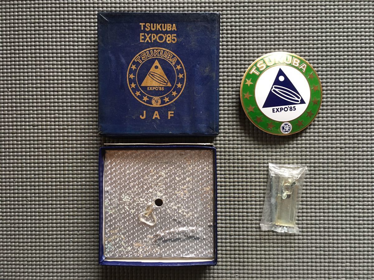 新品】新品・TSUKUBA EXPO＇85 JAF カーバッジ・レア