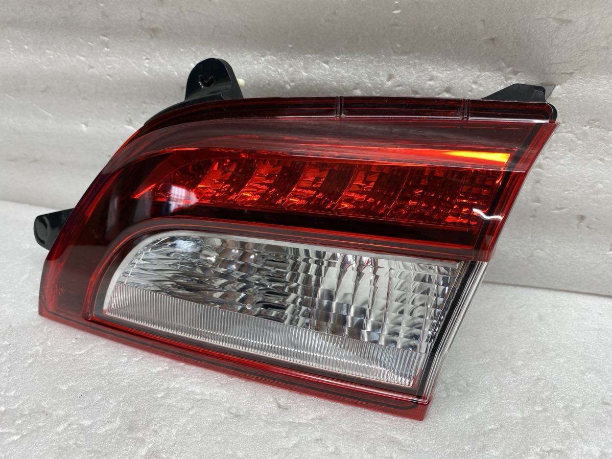 スバルアウトバックBS9左テールLED