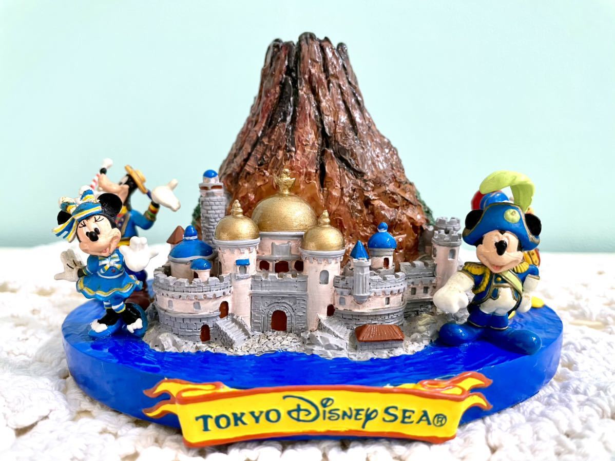 フィギュアディズニーシー ノーチラス号 フィギュア レア ノーチラス号