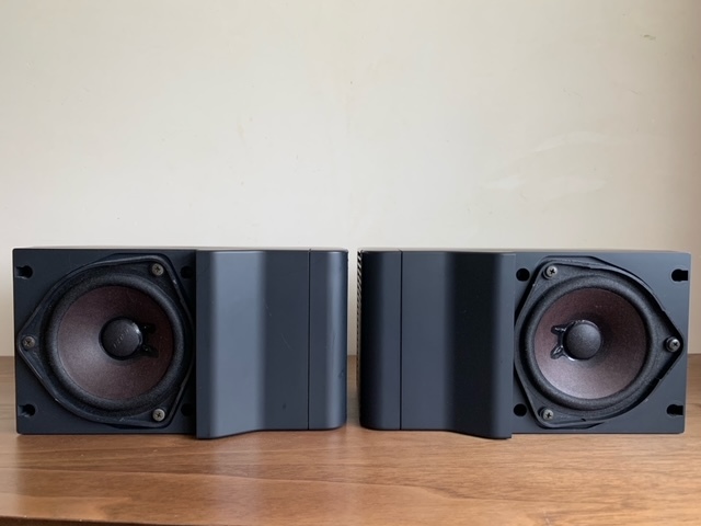 BOSE 101IT Italiano ペアスピーカー BOSE 101Italiano(イタリアーノ)の仕様 ボーズ