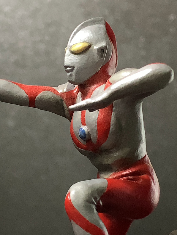 ウルトラマンBタイプ八つ裂き光輪ポーズ◇ガシャポンHGウルトラマン