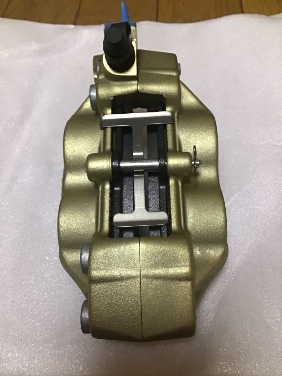 ☆35％OFF(キャリパー）☆新品ブレンボ4Pキャストキャリパー(ゴールド