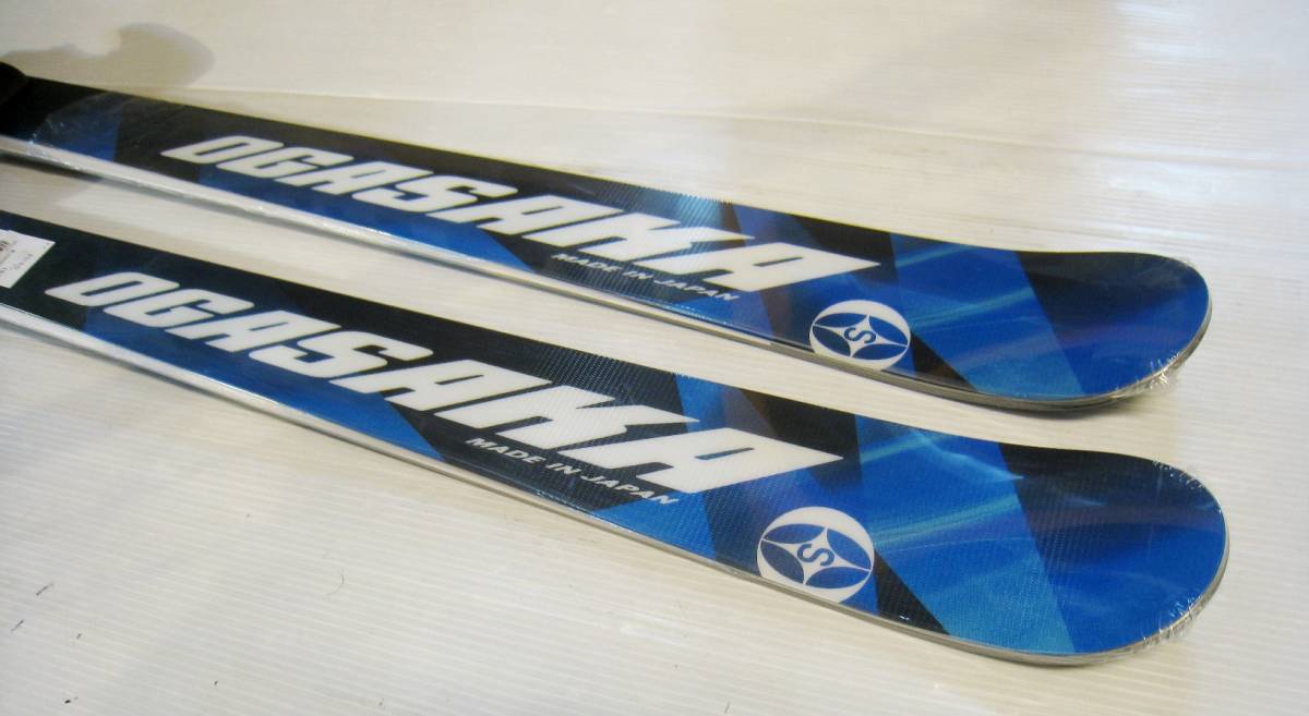 ロシニョール Bandit（B3）山スキービンとクランポンつき