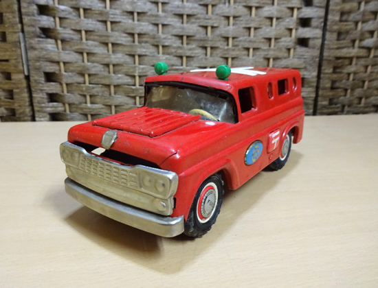 昭和レトロ ブリキの郵便車 日本製 ポスト付き 昭和レトロ ブリキの郵便車