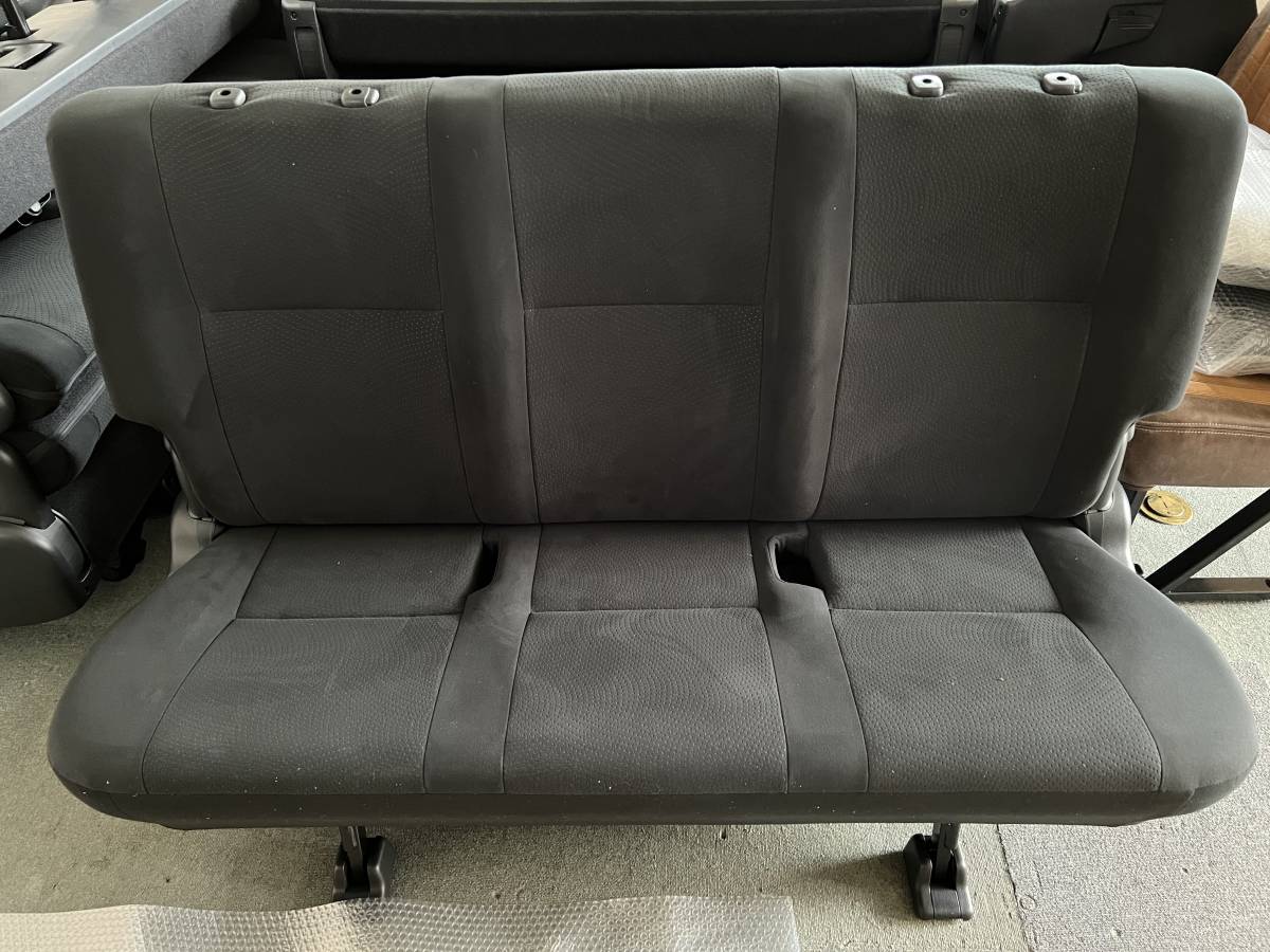新車外し スーパーGL ナロー セカンドシート 200系 ハイエース 