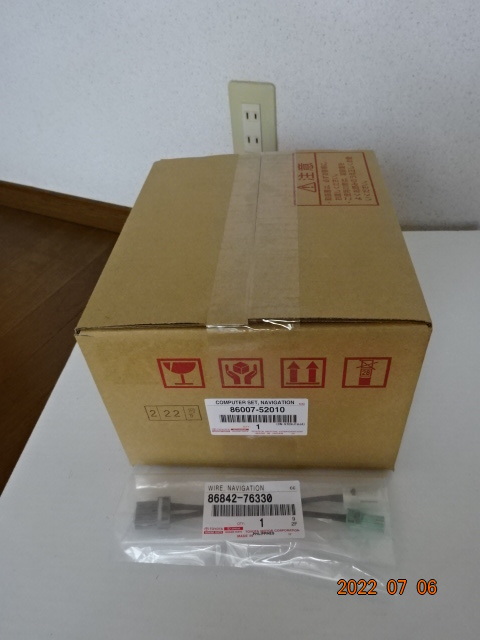 未使用】新品未使用エントリーナビキット ディスプレイオーディオ用 
