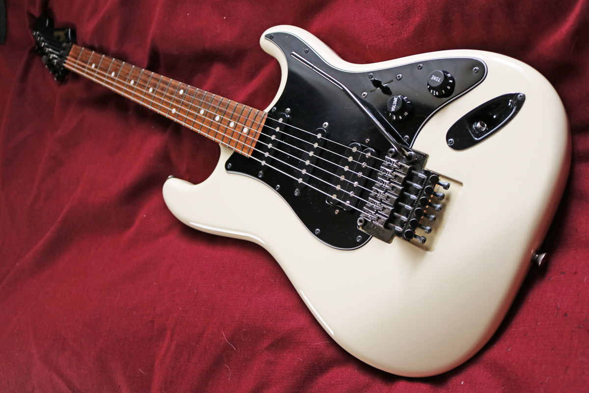 フェンダージャパンストラトキャスターミディアムスケールフジゲン期