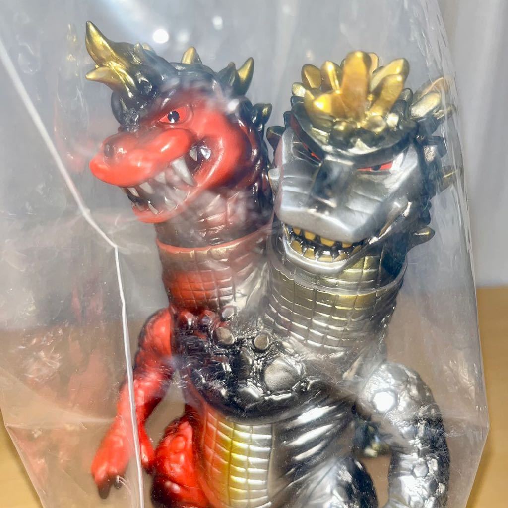 MAX TOY デュアロス ソフビ 赤成型