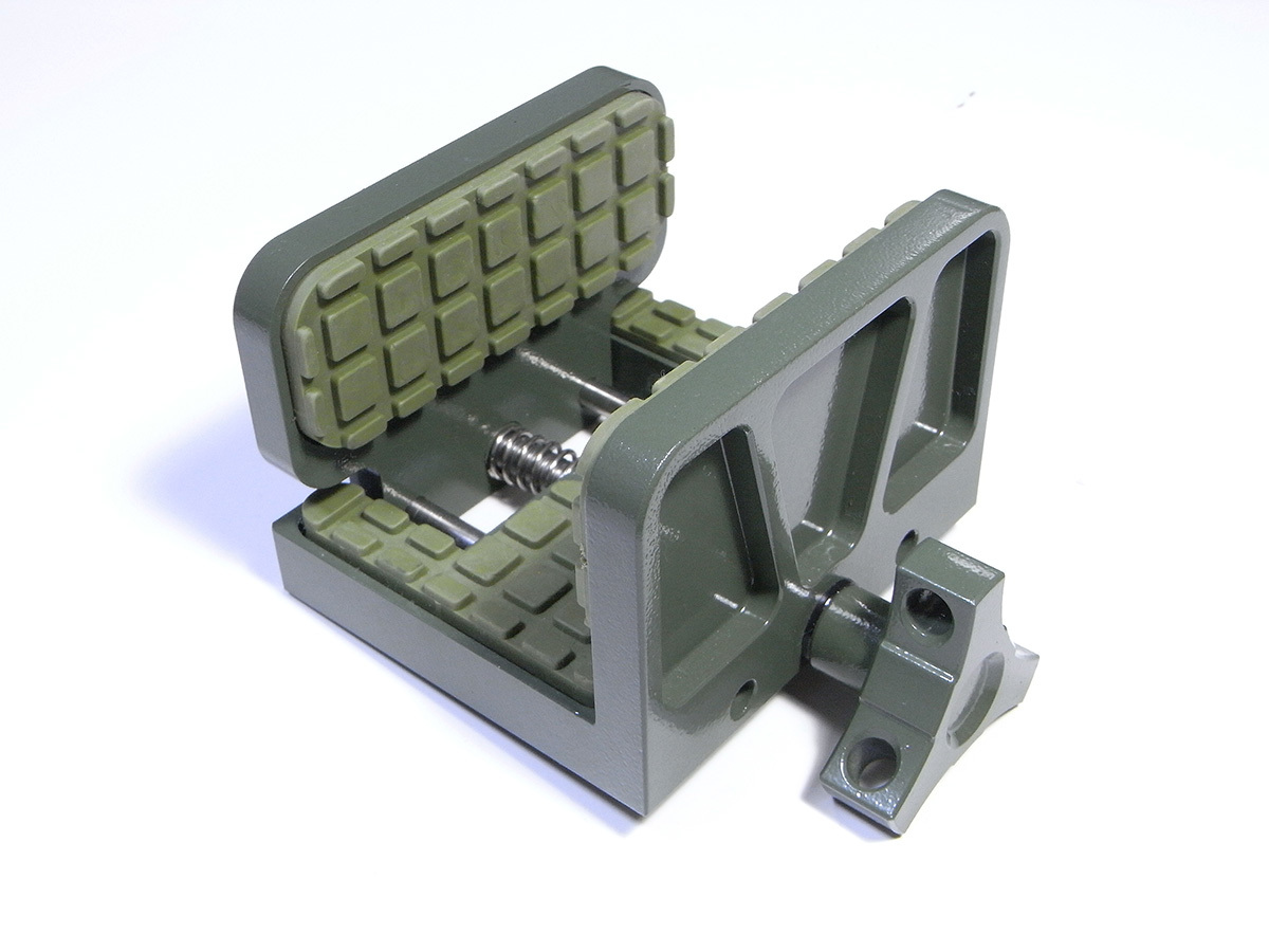 AaronTactics社製 ホグサドル HOG Saddle レプリカ CNCアルミ