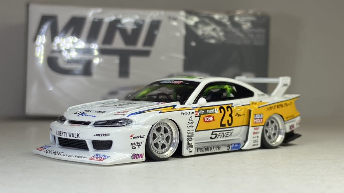 1/64 改 LB-sihouetteworks GT 日産 35GT-RR 車高短 アルミ製 深リム