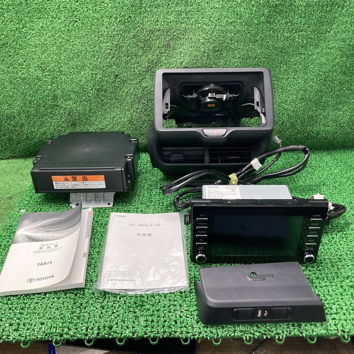 トヨタ純正 DVD CDプレイヤー 86270-K0010 & パネルセット トヨタ純正 DVD CDプレイヤー 86270-K0010 & パネルセット 【公式通販】