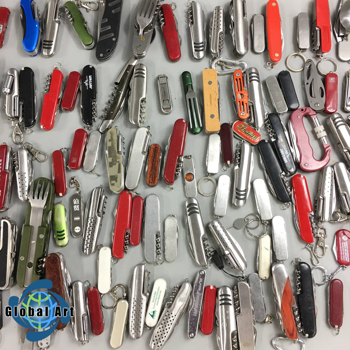 十徳ナイフ 傷や汚れあり☆D02286⁄マルチツール⁄十徳ナイフ⁄アーミー