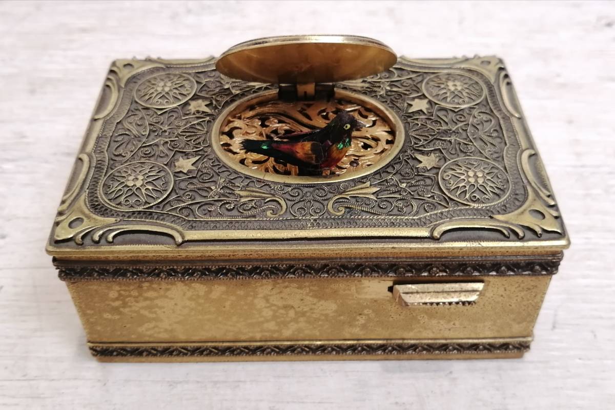 LLADRO 01007051 朝のさえずり アンティーク LLADRO 01007051 朝のさえずり アンティーク LLADRO 01007051 朝の