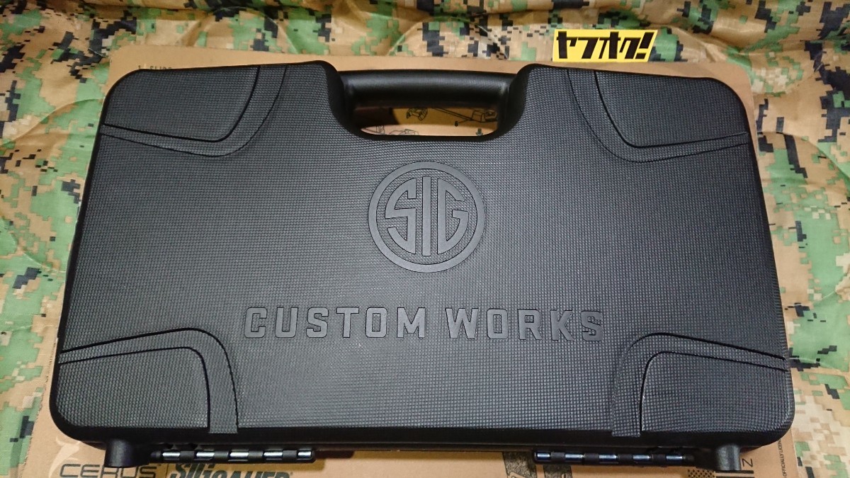 【未使用に近い】SIG SAUER P320 AXG CUSTOM WORKS GUN CASE Negrini社製 Made In