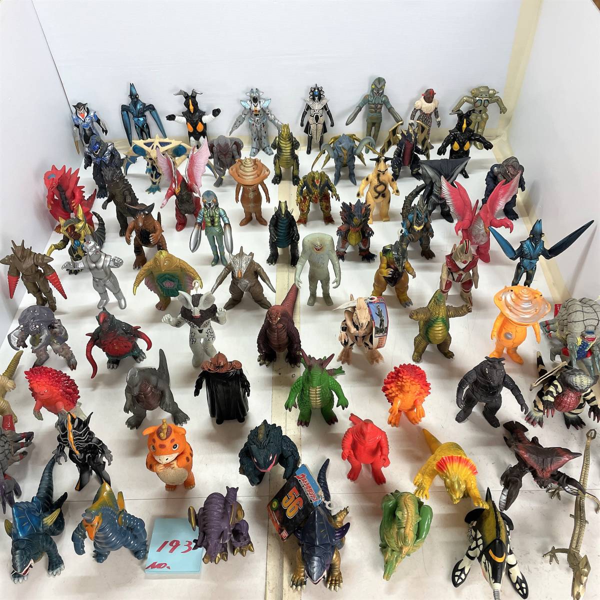 ウルトラ怪獣ソフビ 一覧 30％割引ブラック系注目ショップ