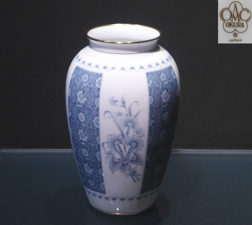 大倉陶園/OKURA/金縁染付 蜻蛉 文花瓶/27.5㎝ 鉢花 