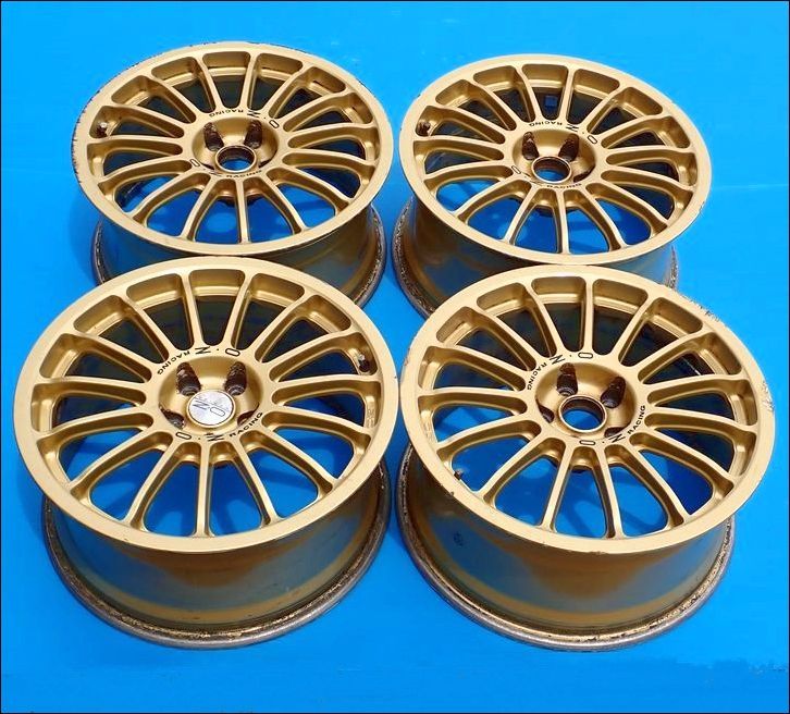OZ Racing Superturismo GDB Aにて使用 傷や汚れあり】□ スバル インプレッサ GDB で使用 OZ レーシング