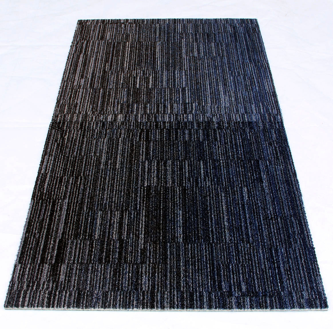 【未使用】 ＜72枚＞ Milliken タイルカーペット LLN119 Ebony/oxford 50×50cm×約8.5mm 手渡し不可の