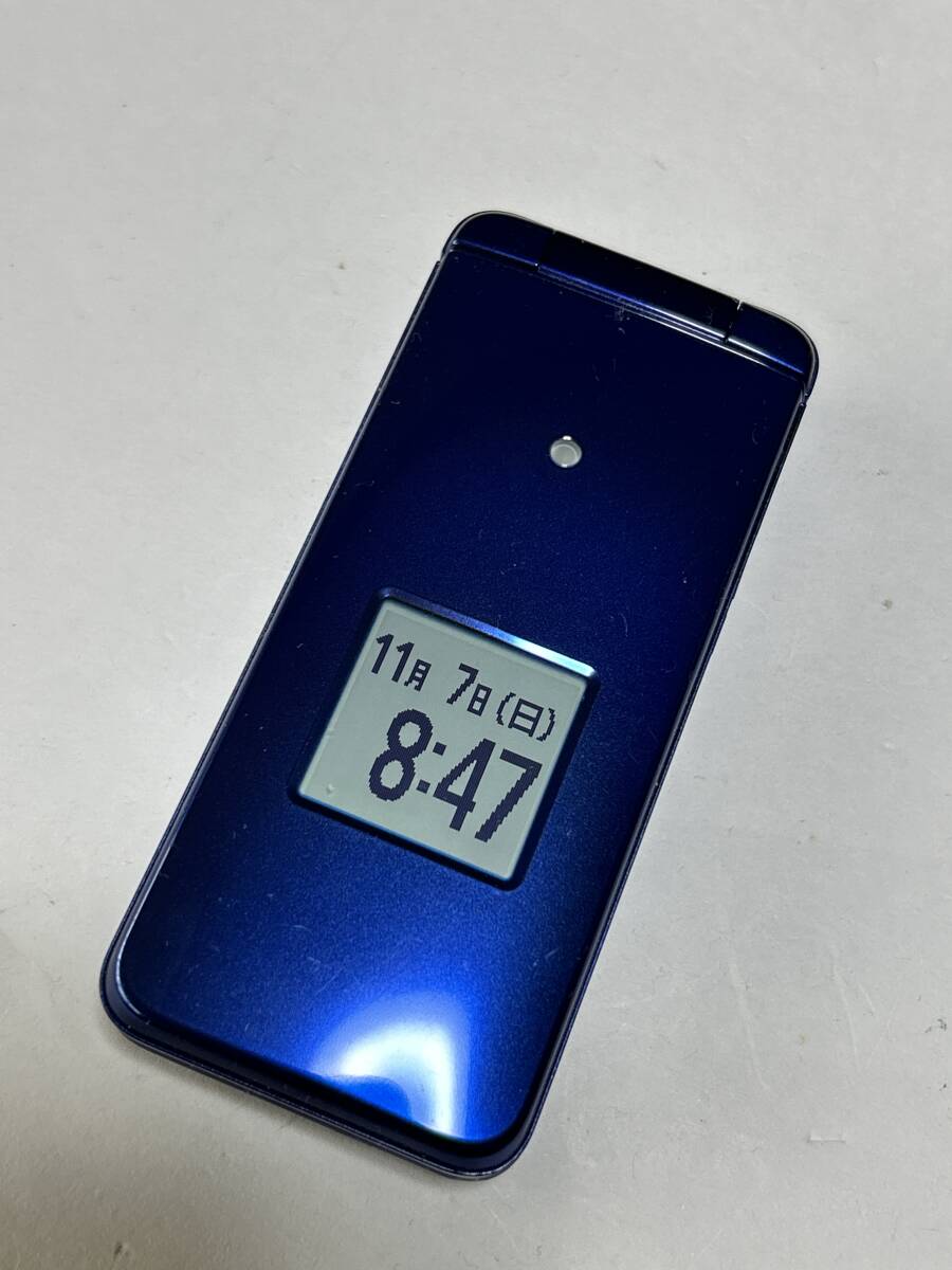 au かんたんケータイライト KYF43 シャンパンゴールド SIMフリー 