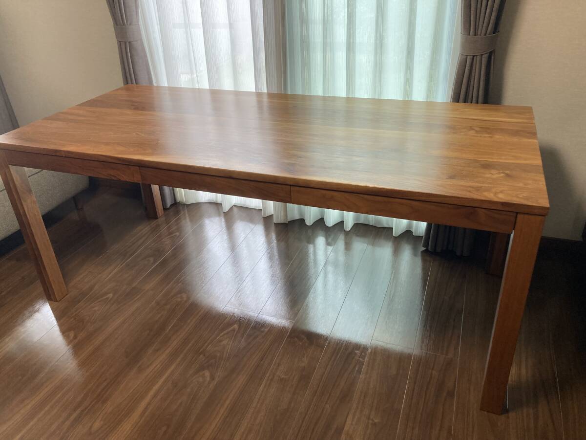 無印良品 ダイニングテーブル 小気味よく バーチ材 ウォールナット廃盤品 