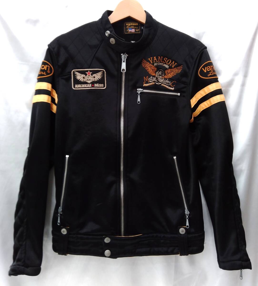 VANSON バンソン　バイク　ライダースジャケット　刺繍ロゴ　ブラック VANSON バンソン バイク ライダースジャケット 刺繍ロゴ ブラック