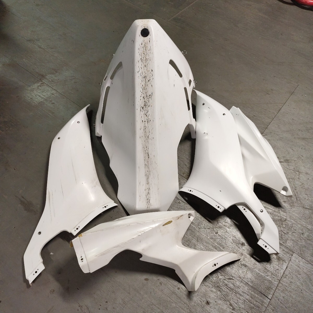 YZF-R6 BN6 クレーバーウルフフルカウル