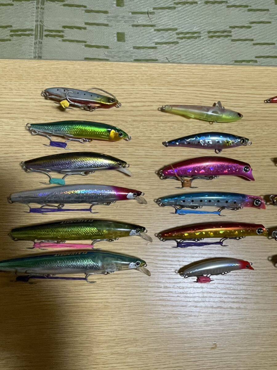 ルアーまとめ売り　シーバス シーバスルアーまとめ売り シーバスルアーまとめ売り シーバスルアー