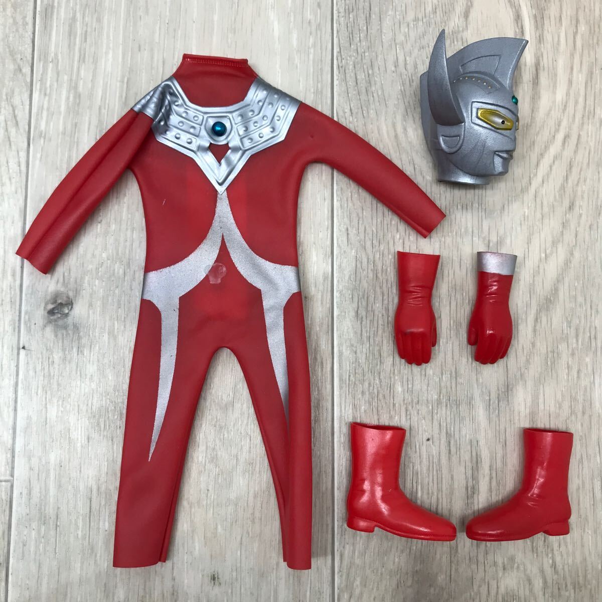 変身サイボーグ ウルトラマンエース コスチューム(右手欠品) 変身