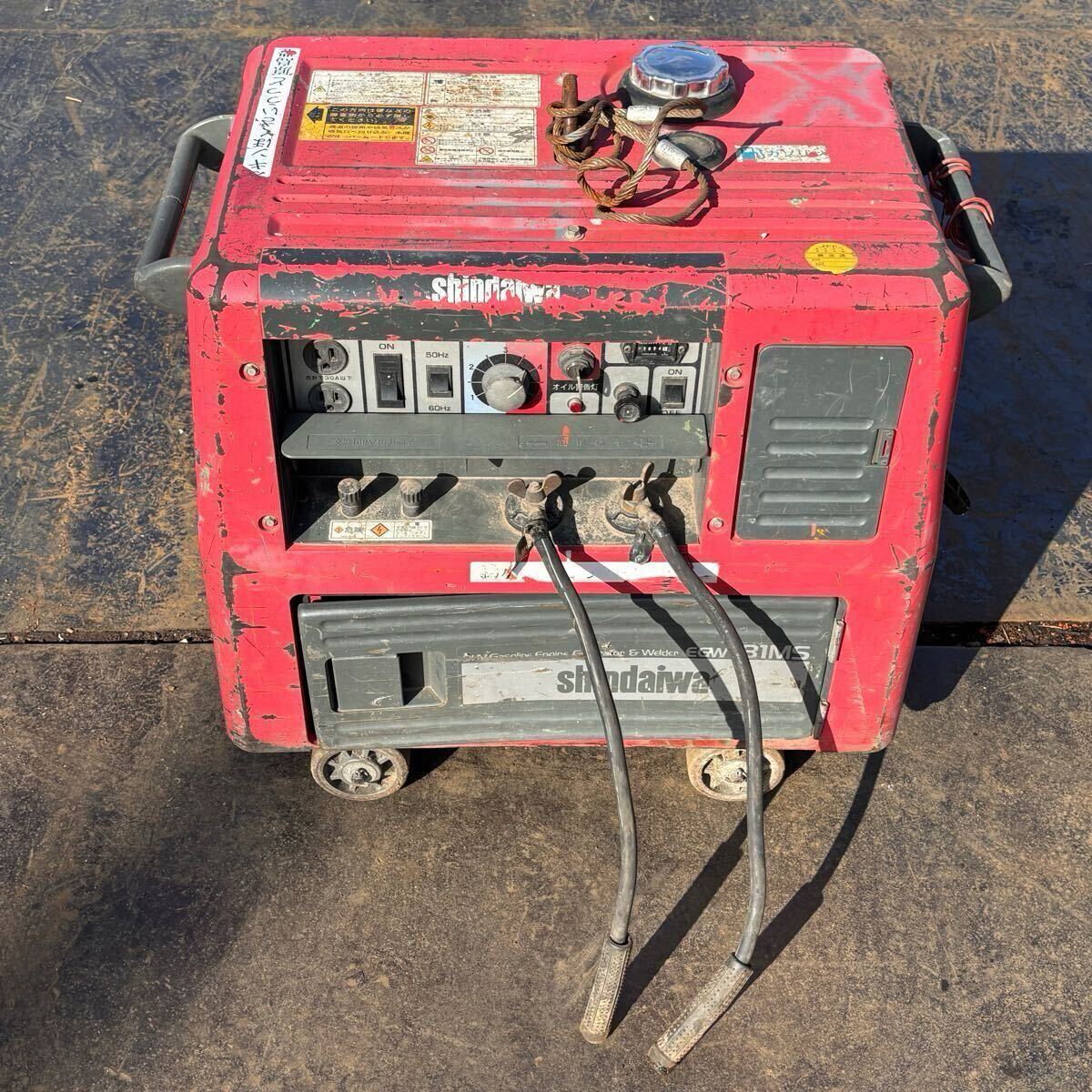 新ダイワ　ウェルダ EGW150M 防音型エンジン　セル付き　溶接機　発電機 新ダイワ ウェルダ EGW150M 防音型エンジン セル付き 溶接機 発電機