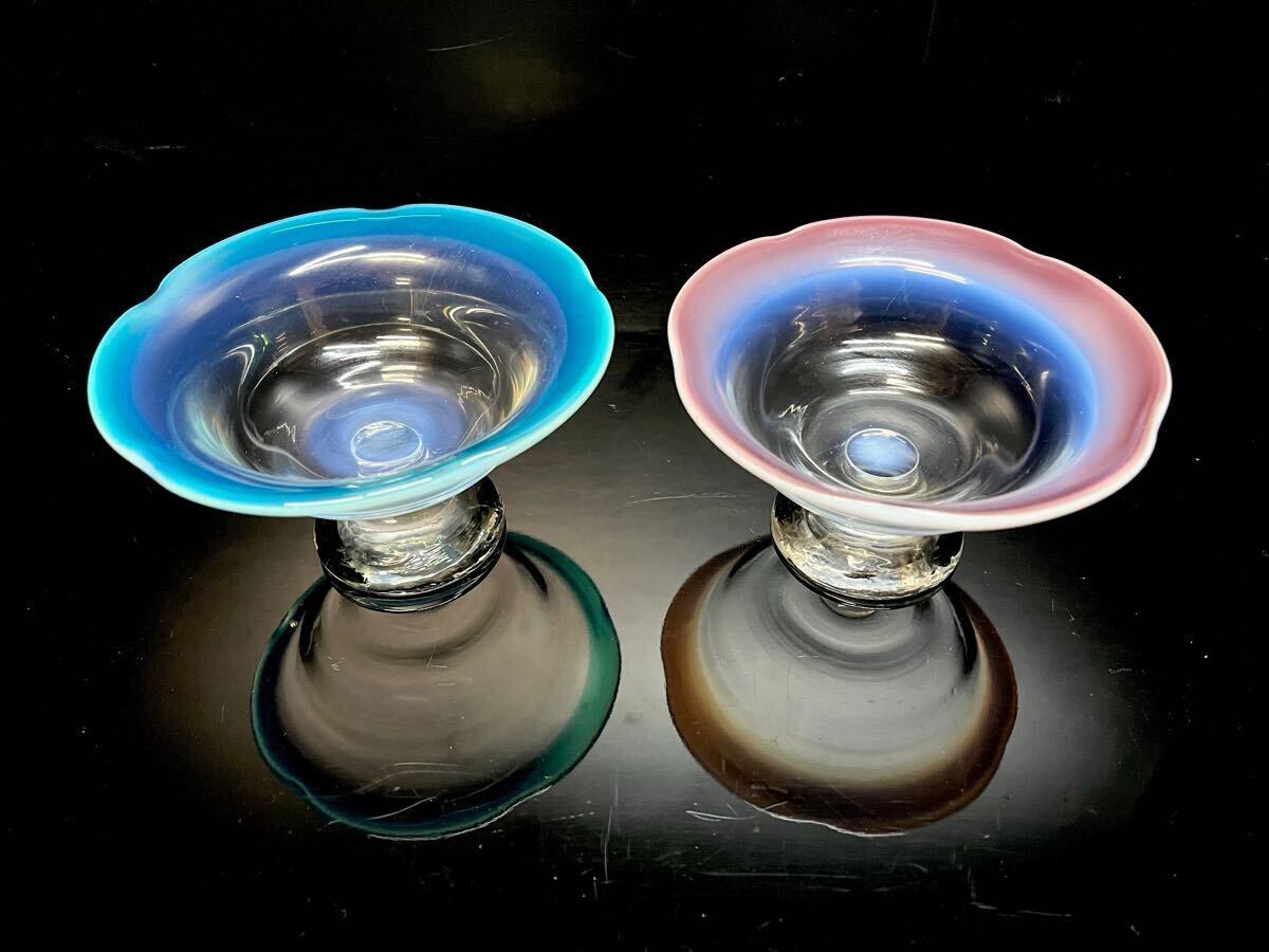 氷コップ　ウラン氷コップ　昭和〜大正時代　吹きガラス　2個　2色 氷コップ ウラン氷コップ 昭和〜大正時代 吹きガラス 2個 2色