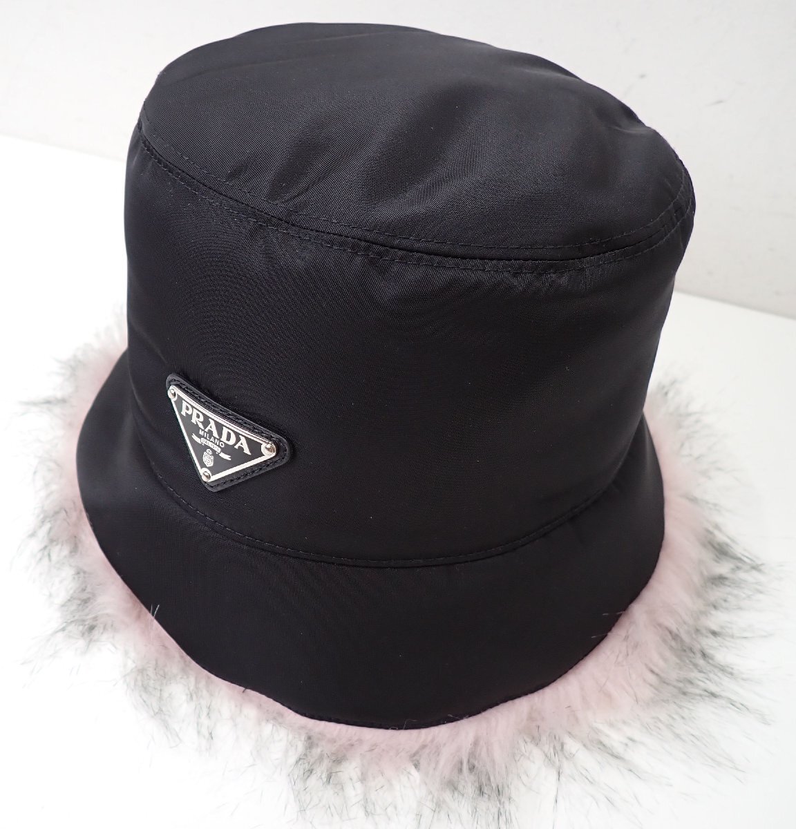 Prada 20年 シープスキン 三角ロゴ ファー バケットハット 帽子 1HC137 ピンク L (197638