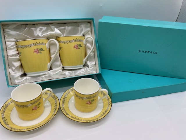 未使用)Tiffany & Co. ピンクデミタスカップ2個セット 未使用)Tiffany & Co. ピンクデミタスカップ2個セット