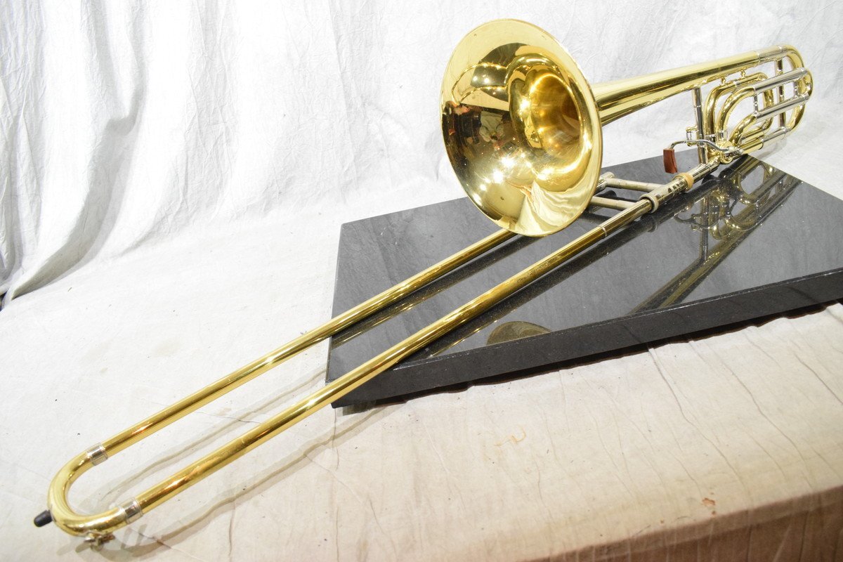 YAMAHA バストロンボーン YBL-3210R
