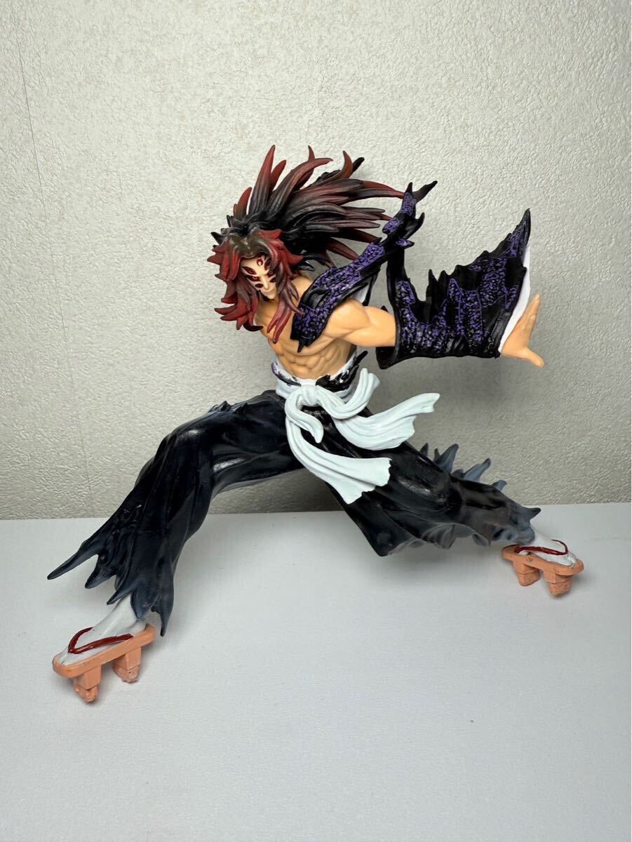 鬼滅の刃　黒死牟　継国縁壱　フィギュア2体セット ☆海外限定☆日本未発売☆鬼滅の刃 黒死牟＆