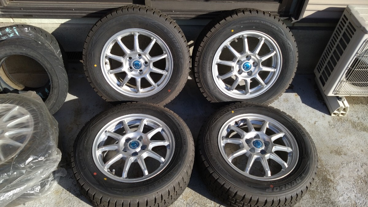 ハイエースほぼ未使用室内保管195/80R15