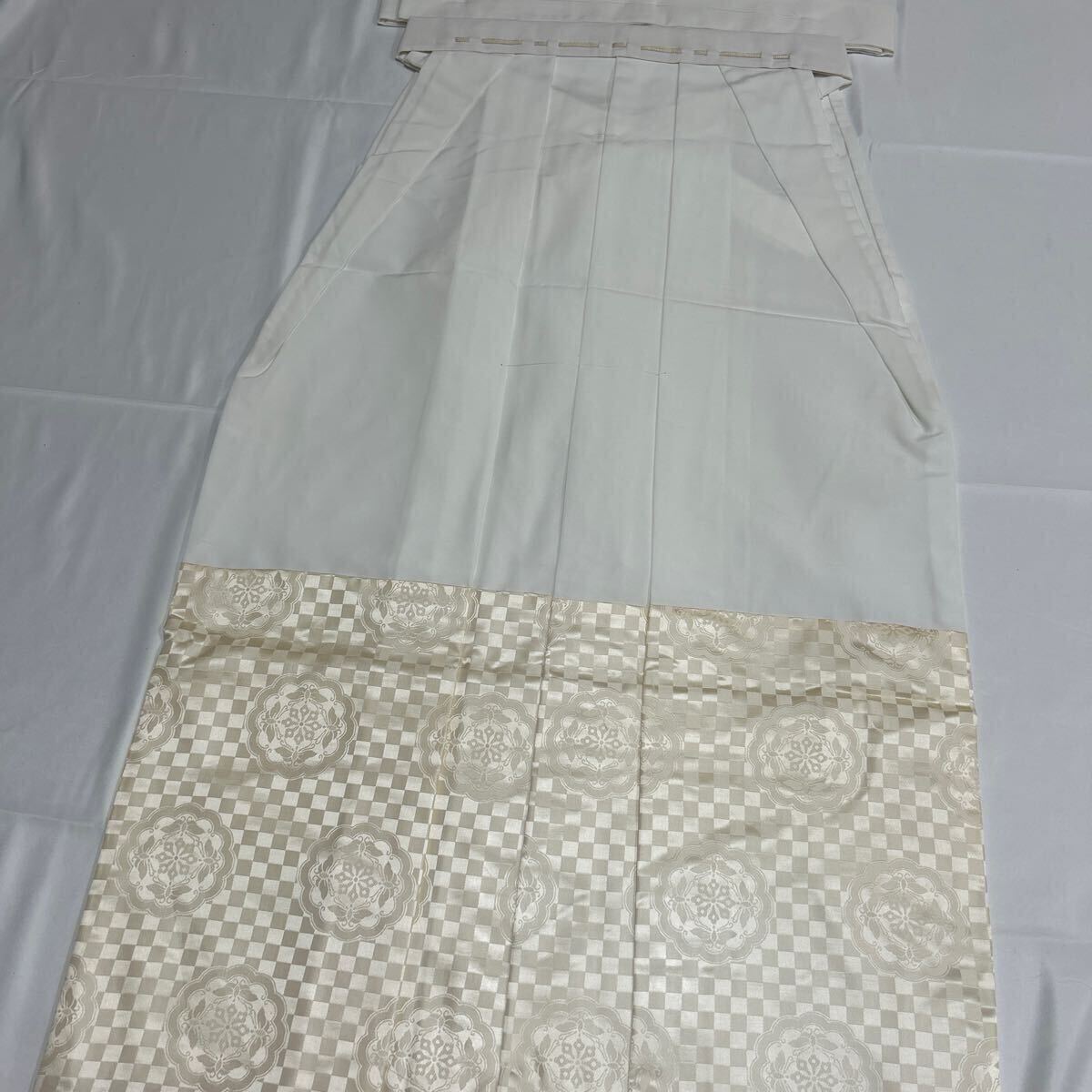 【未使用に近い】未使用品 【表袴】【馬乗袴】 合用 正絹 法要 葬儀 仏具 僧侶 装束 法衣の落札情報詳細 - Yahoo!オークション落札 ...