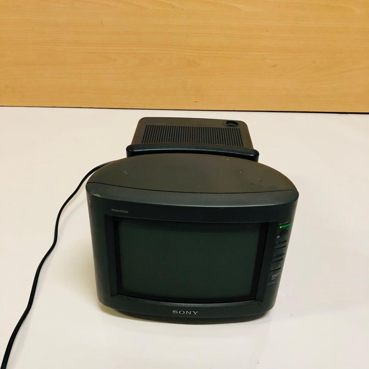 SONY ソニー トリニトロン ブラウン管テレビ 赤色 トリニトロン