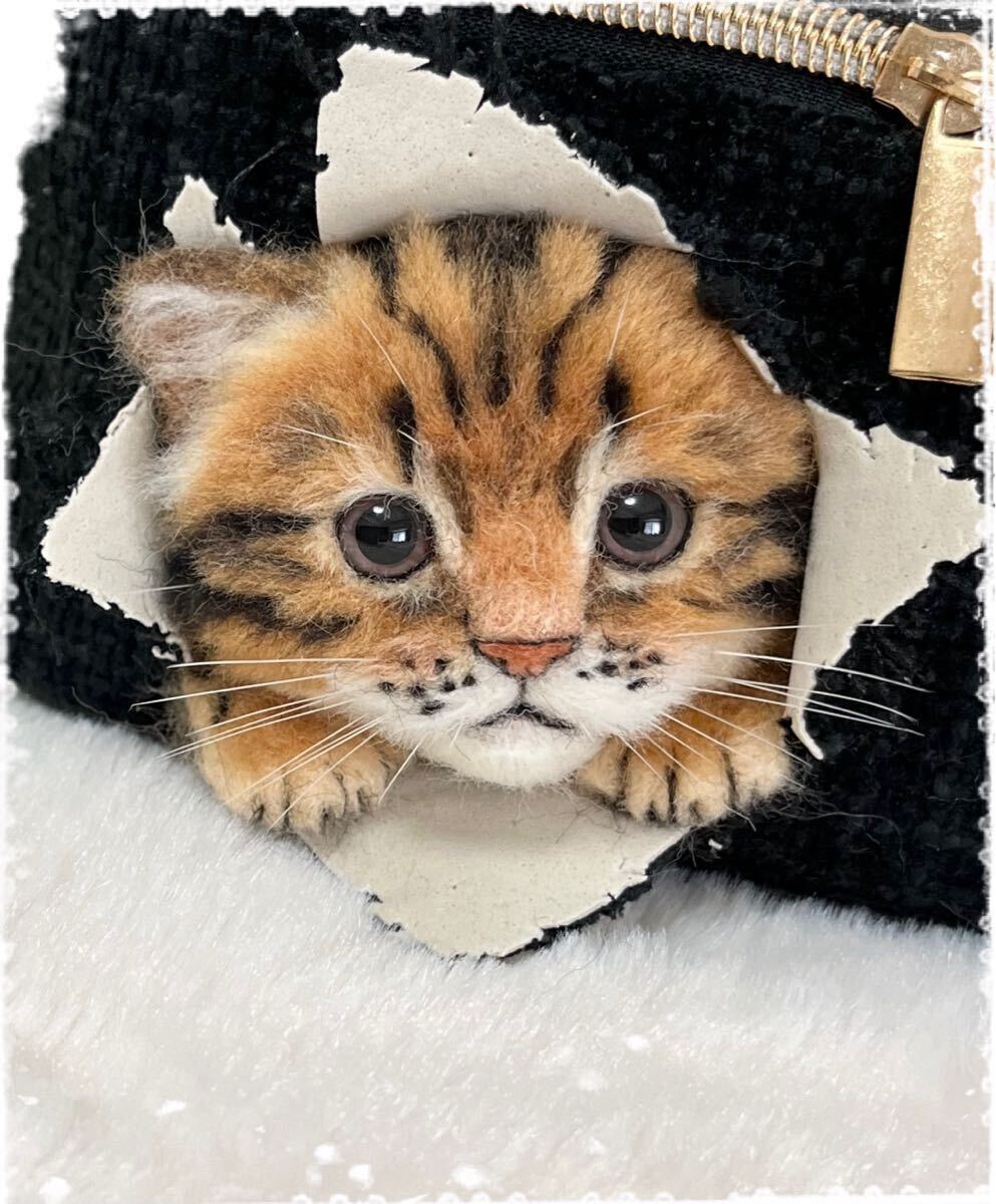 peco-lin 羊毛フェルト すやすや寝てる 三毛猫の赤ちゃん 子猫 猫