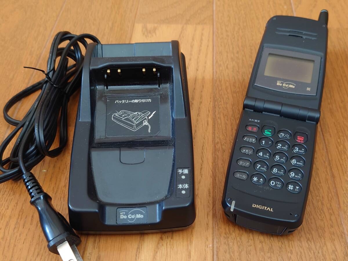 中古】◇入手困難レアな逸品◇NTTドコモデジタル・ムーバF601evの落札