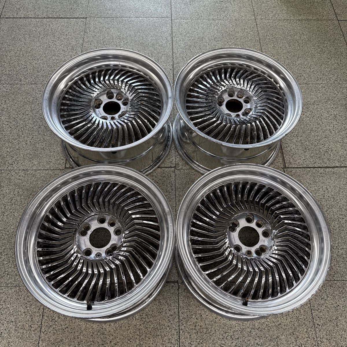 中古ホイール CARVING HEAD40 カービング ヘッド40 17インチ 7J +25