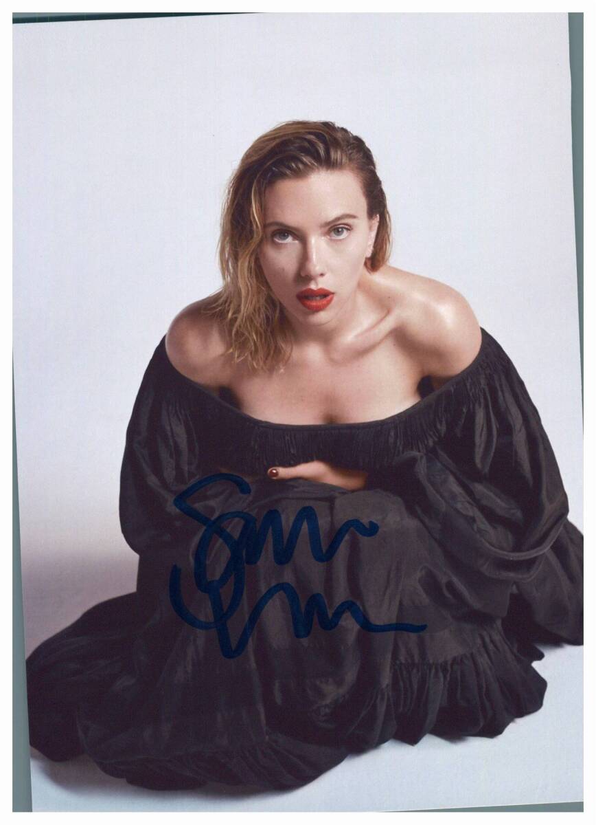 セール中…スカーレット・ヨハンソン直筆サイン入り超 特大写真…アベンジャーズ32 H 2L判 スカーレット・ヨハンソン Scarlett Johansson 直筆サイン写真