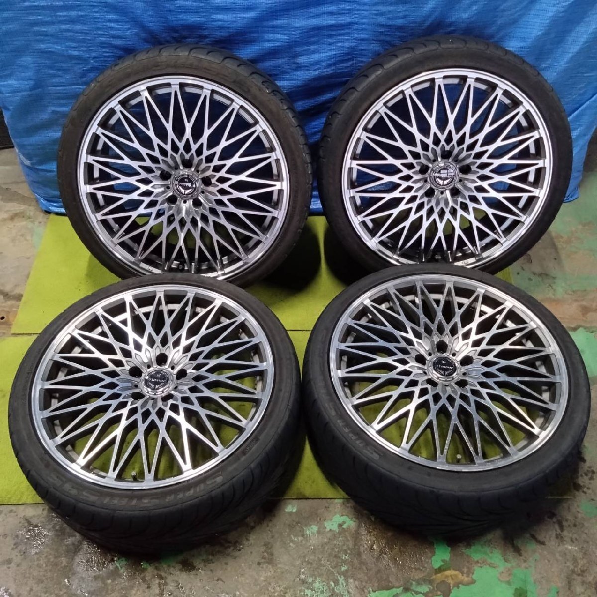 新古 美品 メッシュホイール タイヤ付き ロクサーニ パヴォーネ 225 