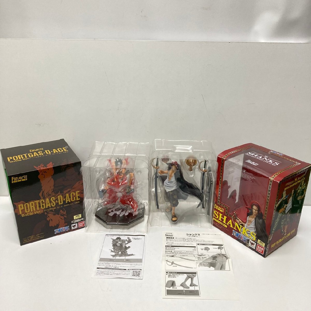 【中古品】『11-729』ワンピース フィギュアーツZERO ポートガス・D・エース -Battle Ver. 十字火- /シャンクス 頂上決戦Ver. 魂ウェブ商店の1番目の画像