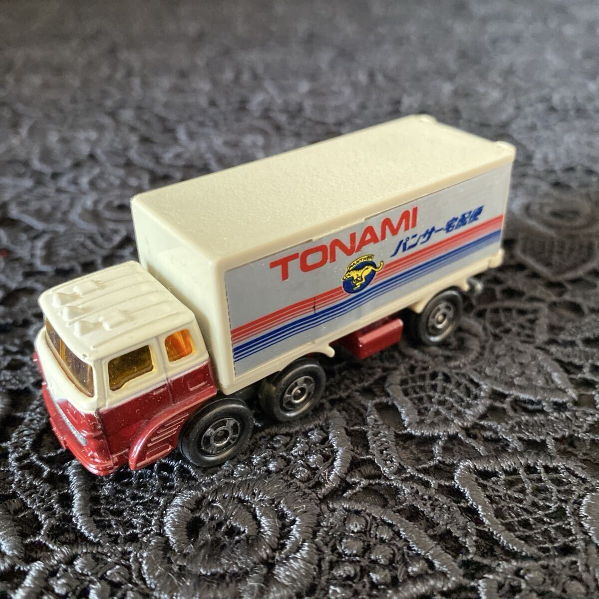 トミカ 日本製 三菱ふそう パネルバン トラックフェア【トナミ運輸
