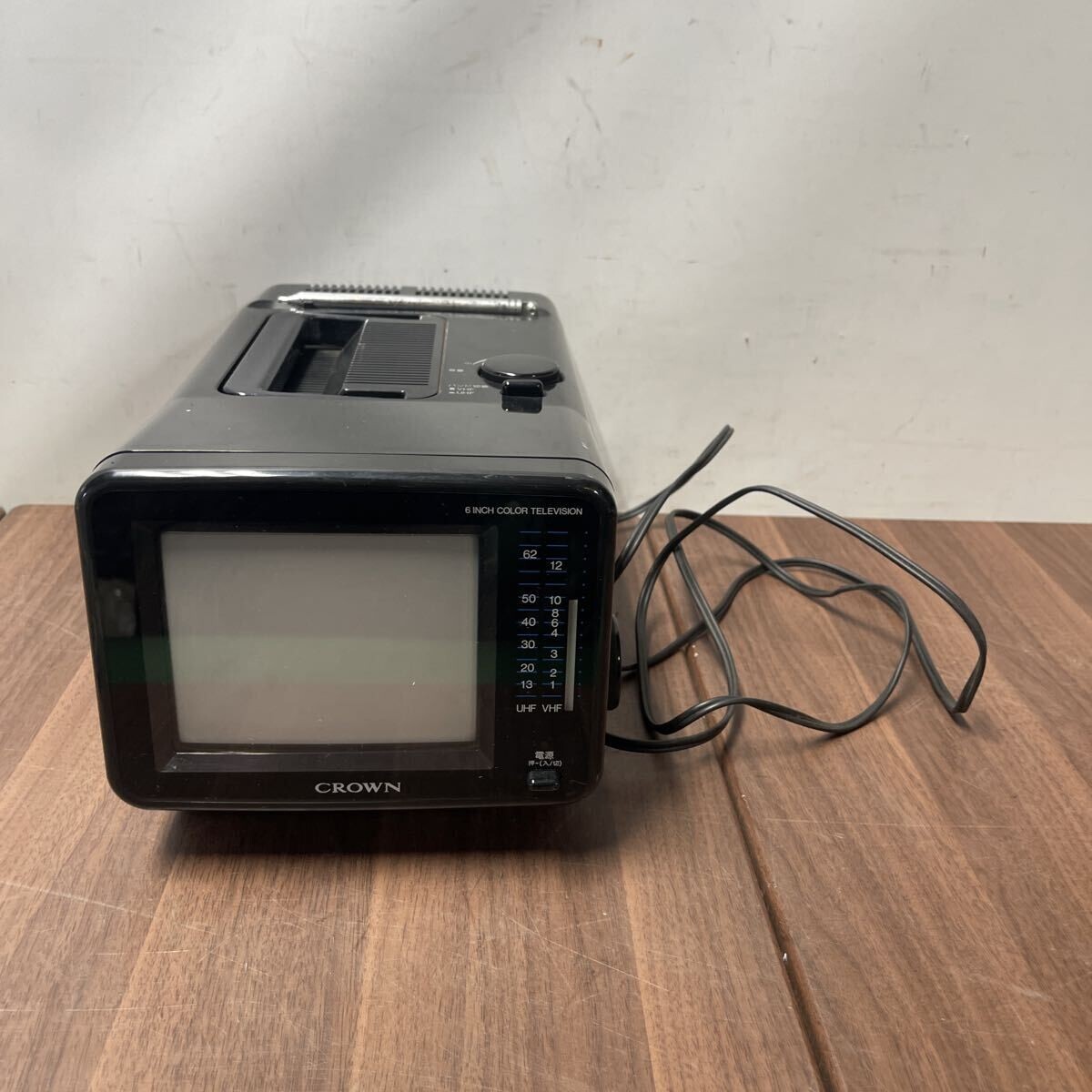 最新画像有　スーパーレア　東芝　18RF1 ブラウン管 カラーテレビ　昭和レトロ 中古】1988年製 レトロ調 東芝ブラウン管 カラーテレビ 18RF1 希少の