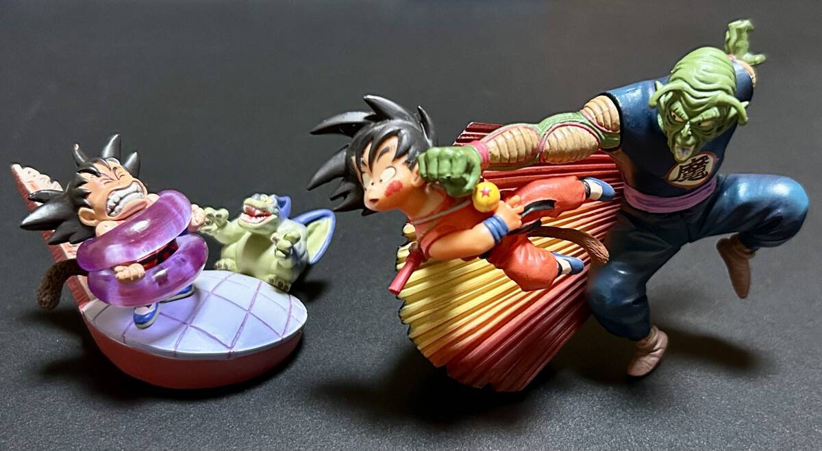 未使用】ドラゴンボール ツインキーホルダー 〜ドラゴンボール建造物編