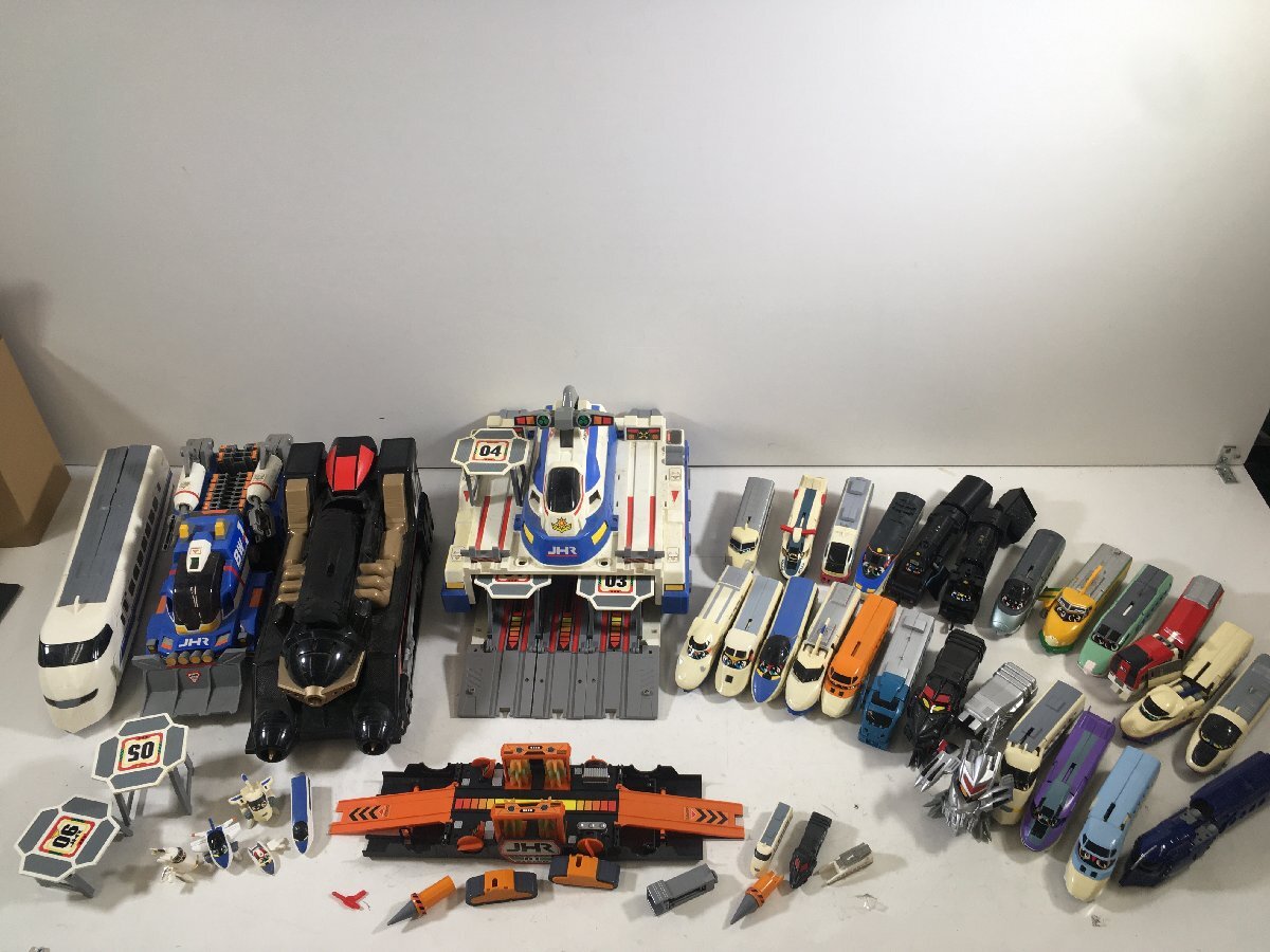 中古】☆ TOMY 超特急ヒカリアン ポリスウィン 500系 のぞみ