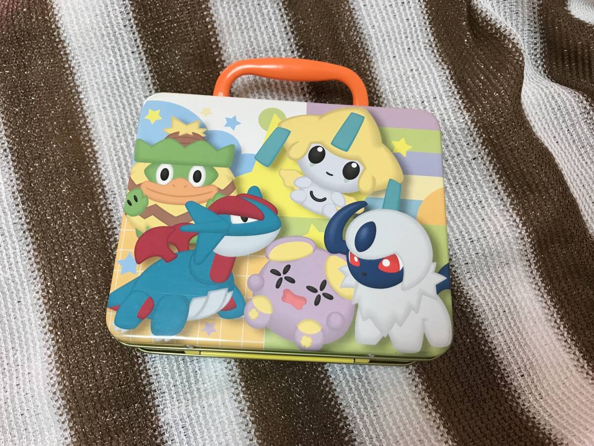 新品】ゾロア、ゾロアーク◇ポケモンセンター ゾロアドール ゾロアーク